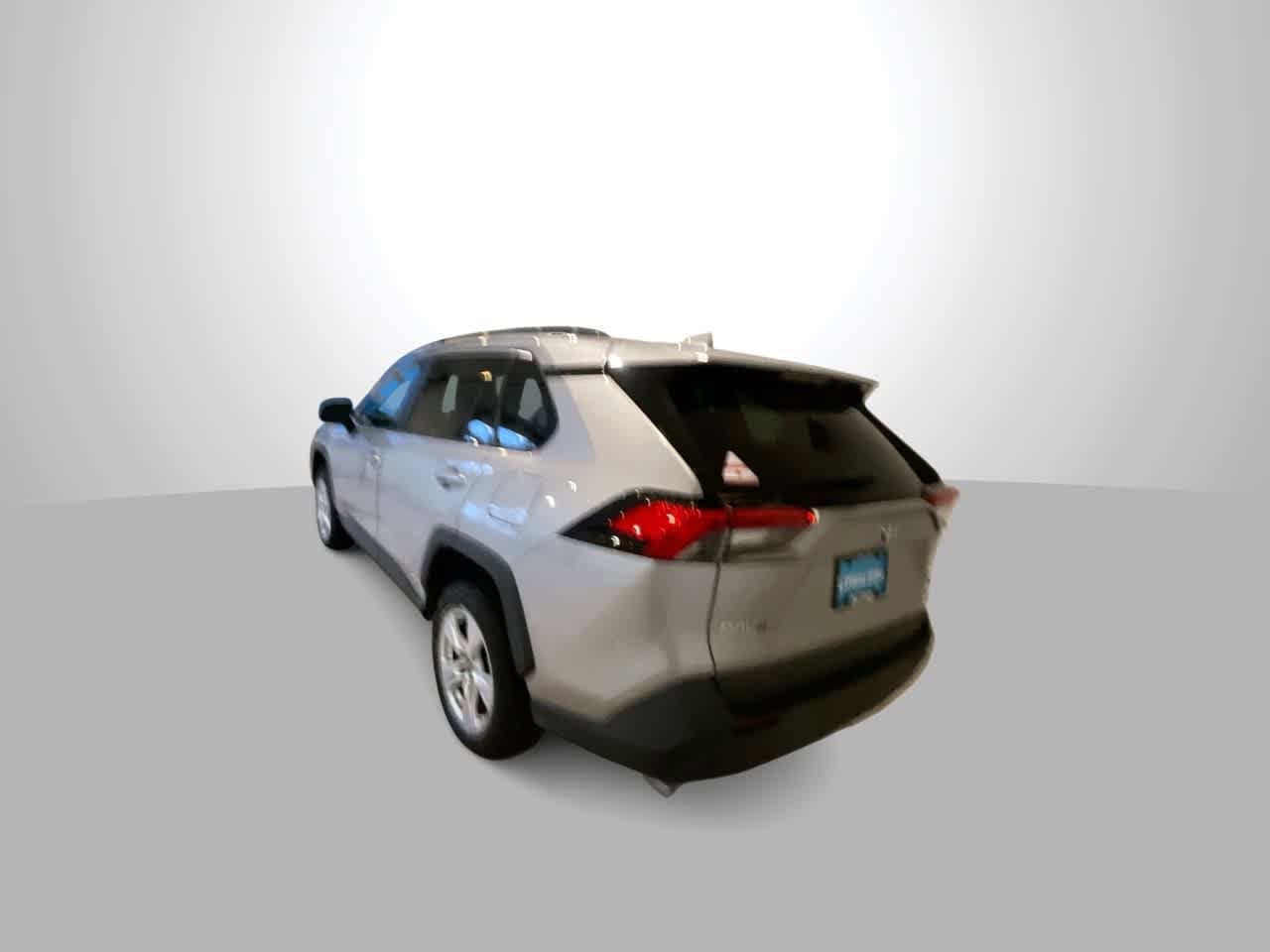 Thumbnail: 2021 Toyota RAV4 - 6