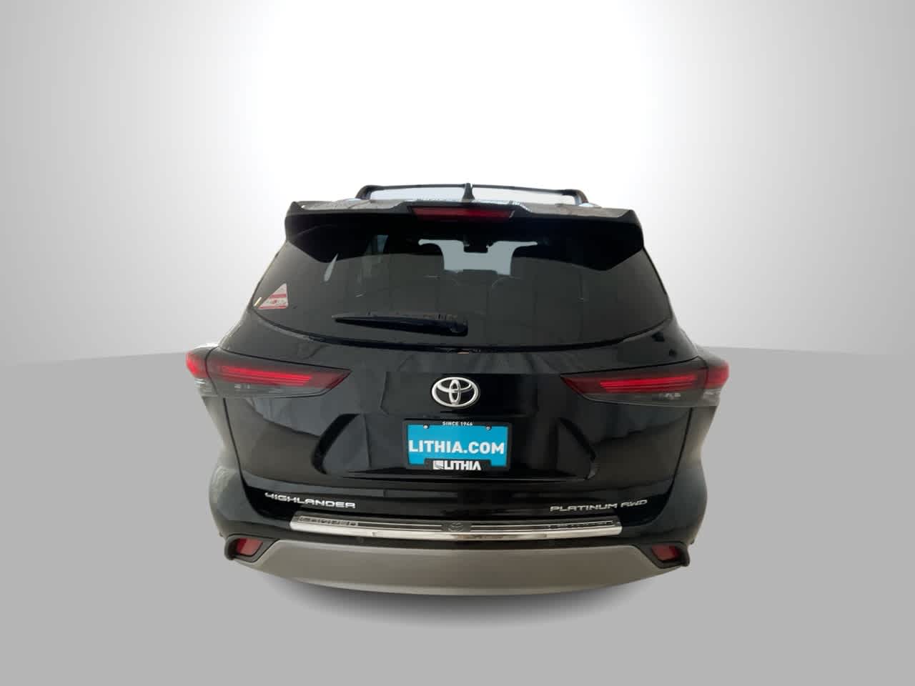 Thumbnail: 2024 Toyota Highlander - 6