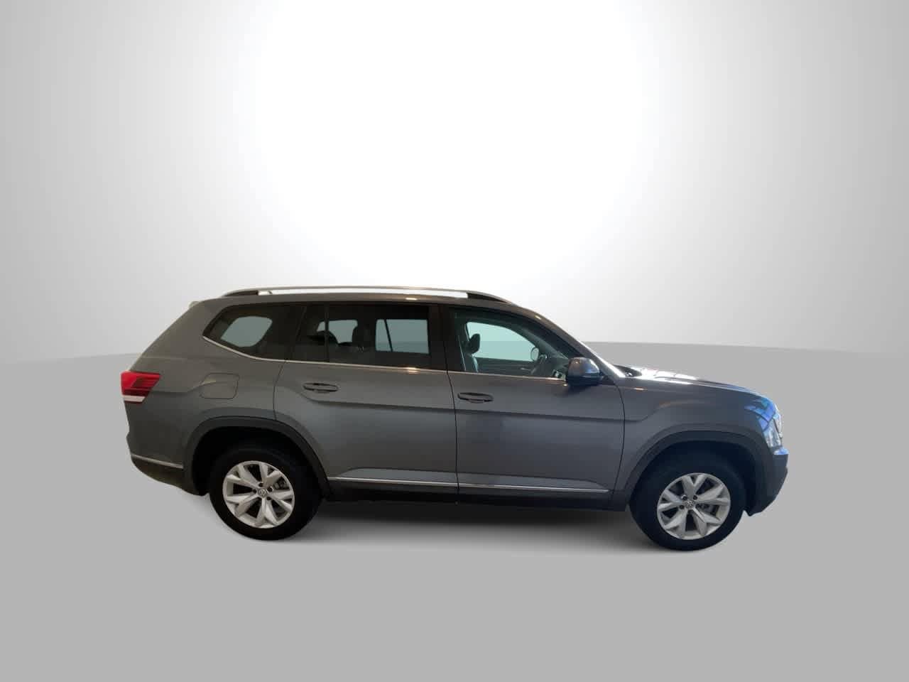 Thumbnail: 2018 Volkswagen Atlas - 9