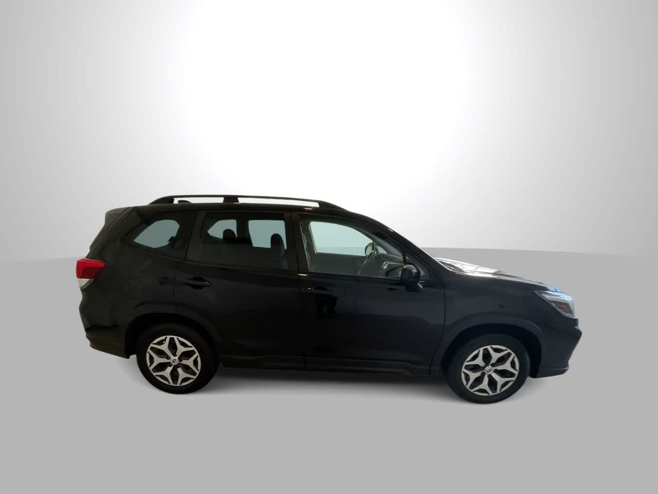 Thumbnail: 2021 Subaru Forester - 9