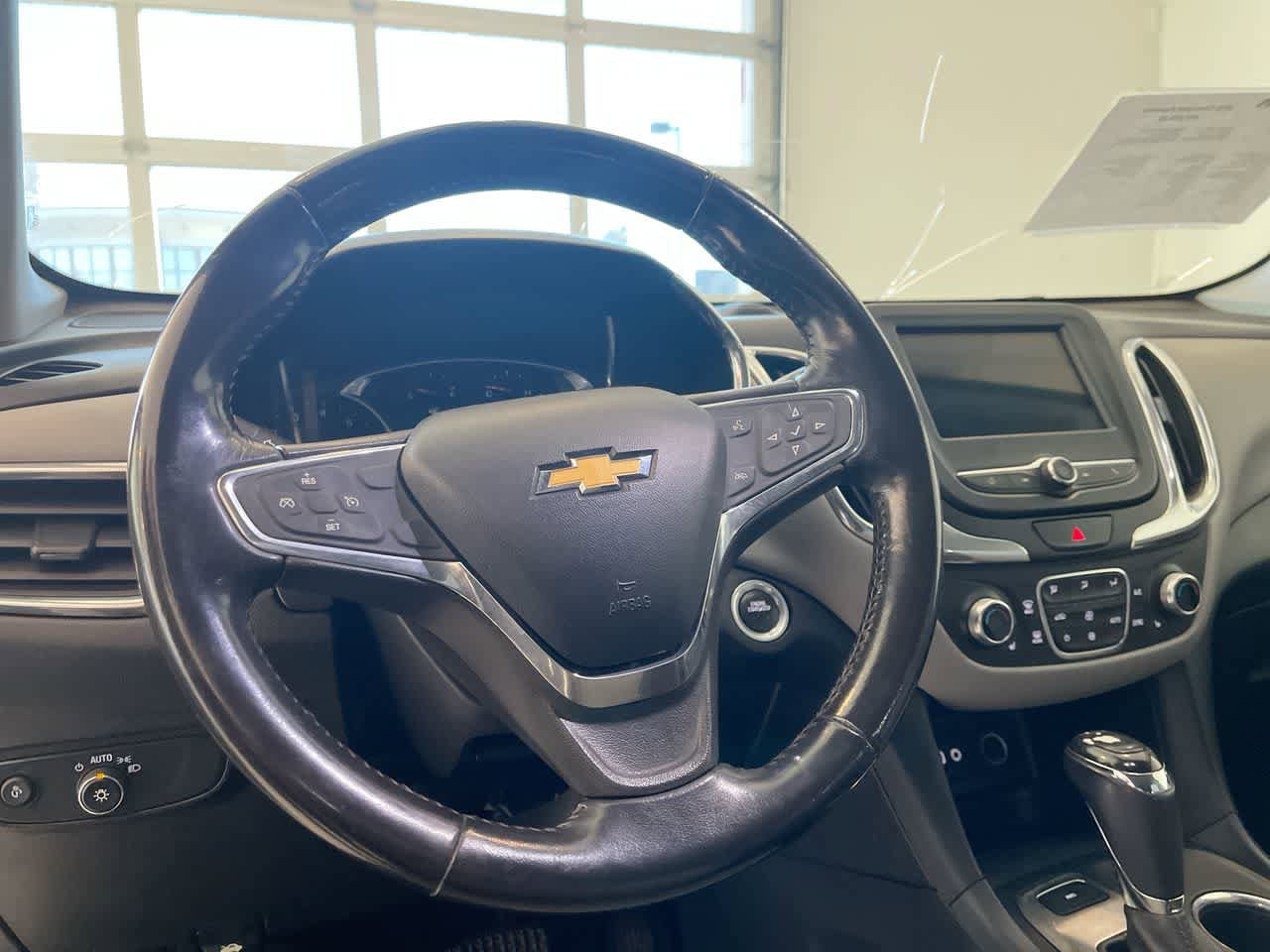 Thumbnail: 2019 Chevrolet Equinox - 14