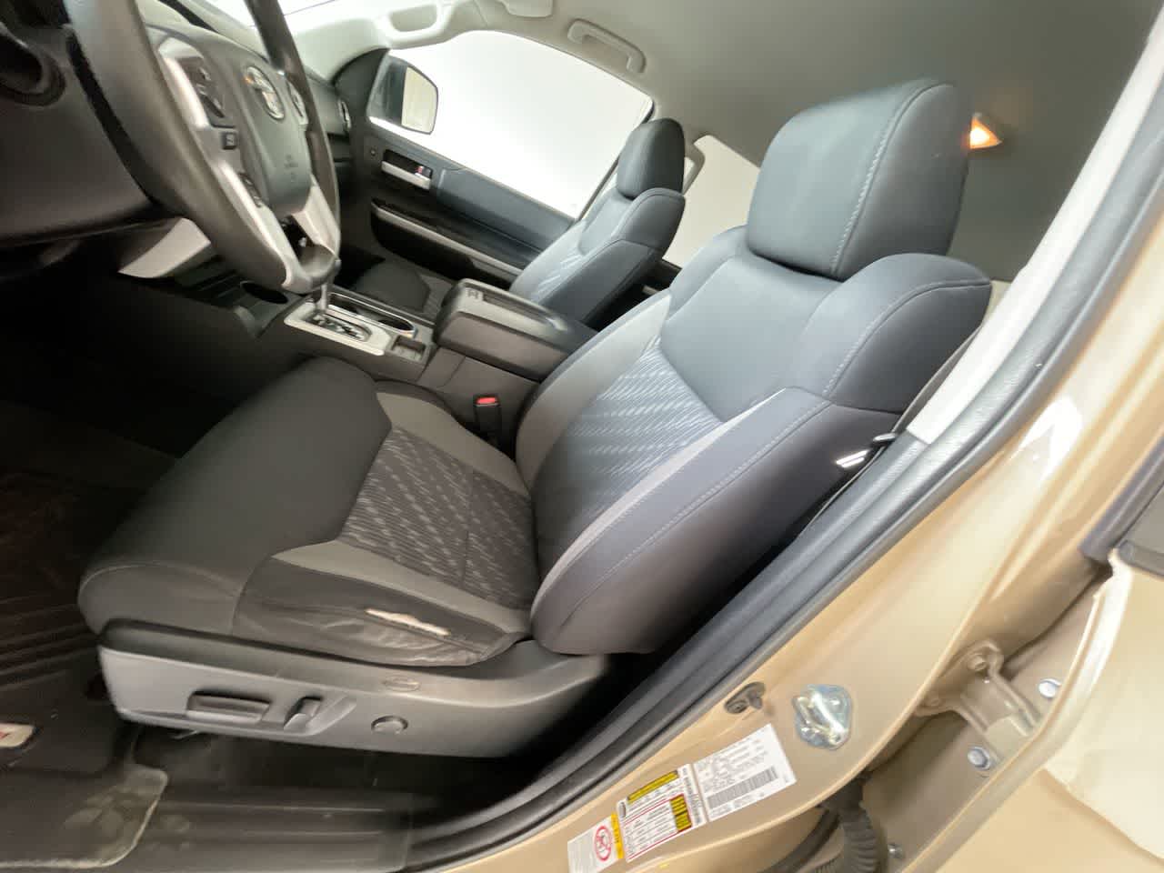 Thumbnail: 2019 Toyota Tundra - 10