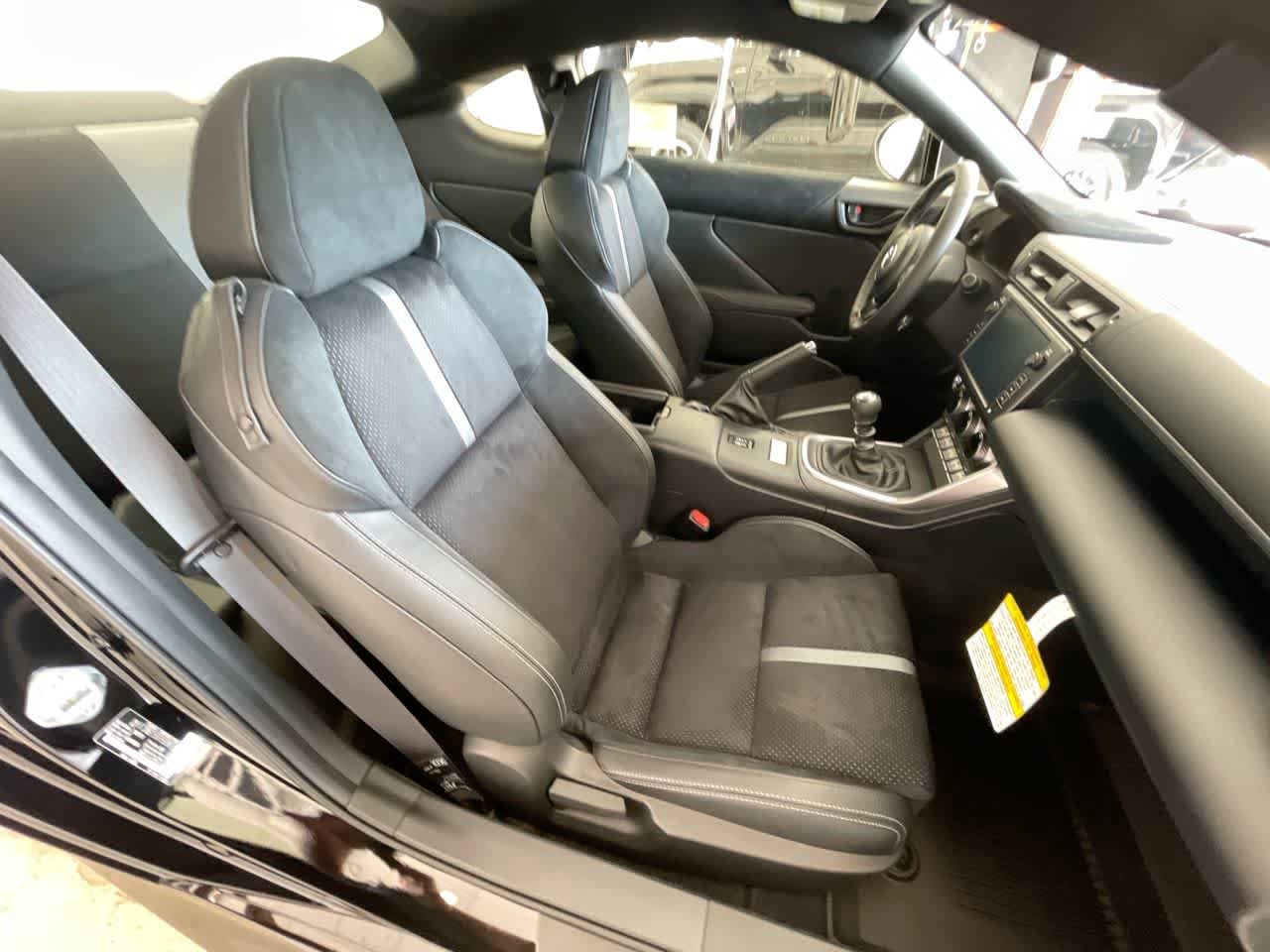 Thumbnail: 2025 Toyota GR86 - 23