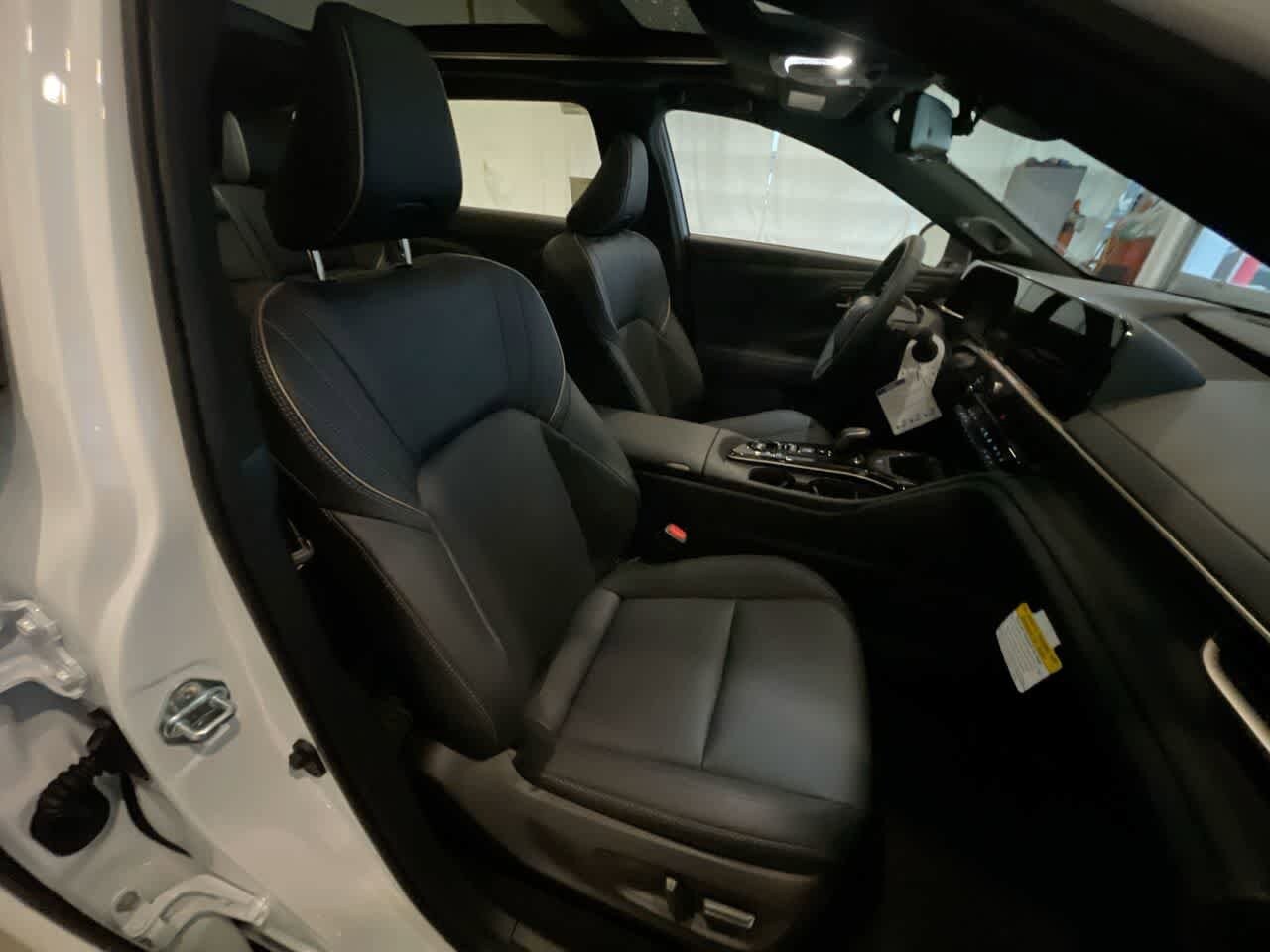 Thumbnail: 2025 Toyota Crown Signia - 25