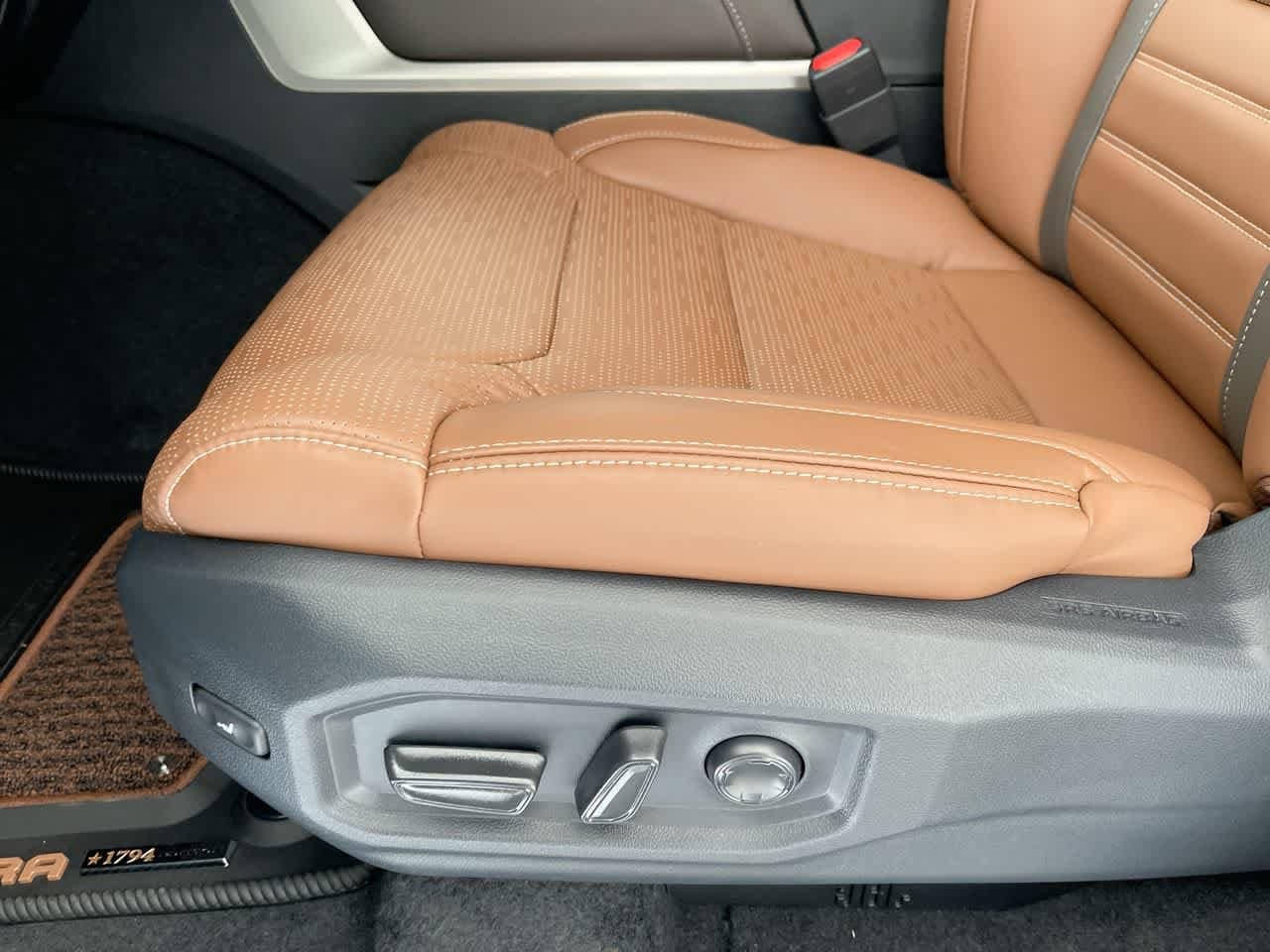 2026 Toyota Tundra 1794 Edition - Photo 12