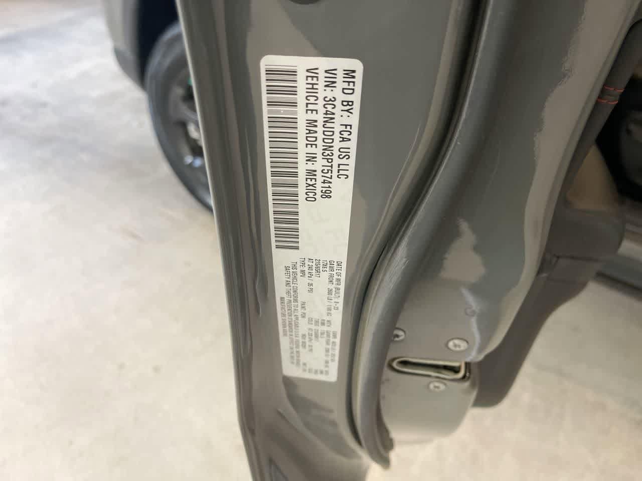 Thumbnail: 2023 Jeep Compass - 26