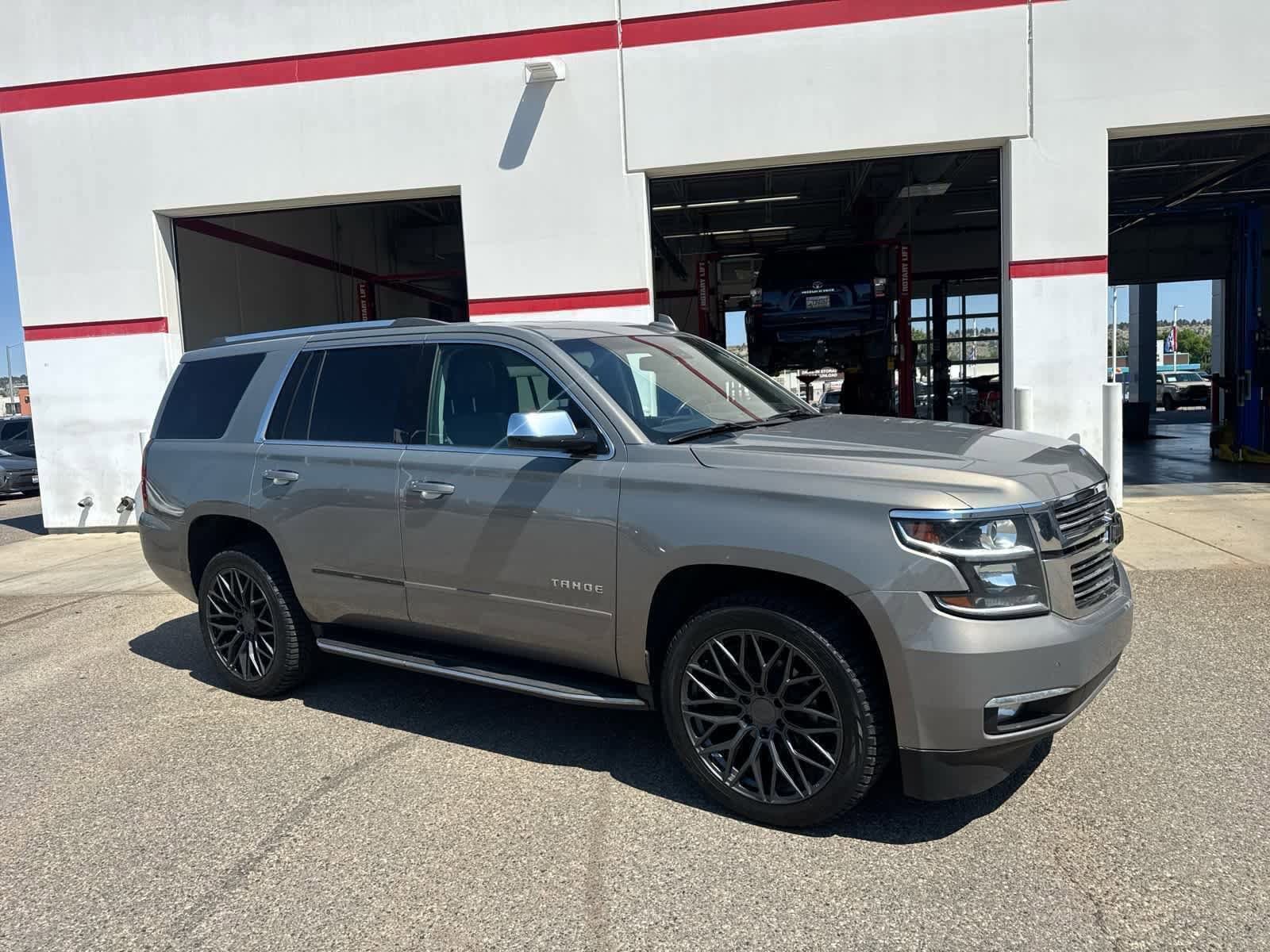 Thumbnail: 2018 Chevrolet Tahoe - 1