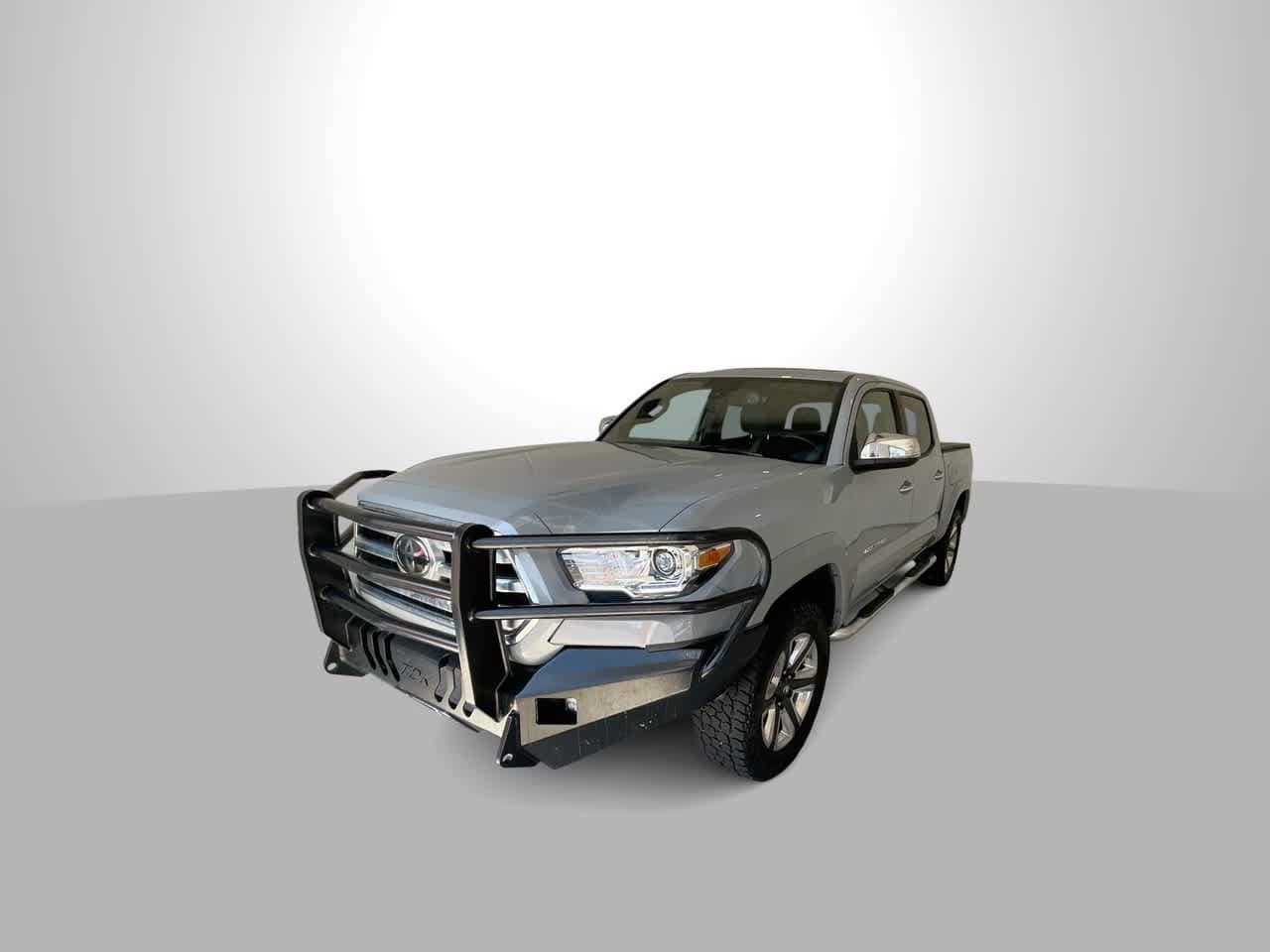 2018 Toyota Tacoma  4