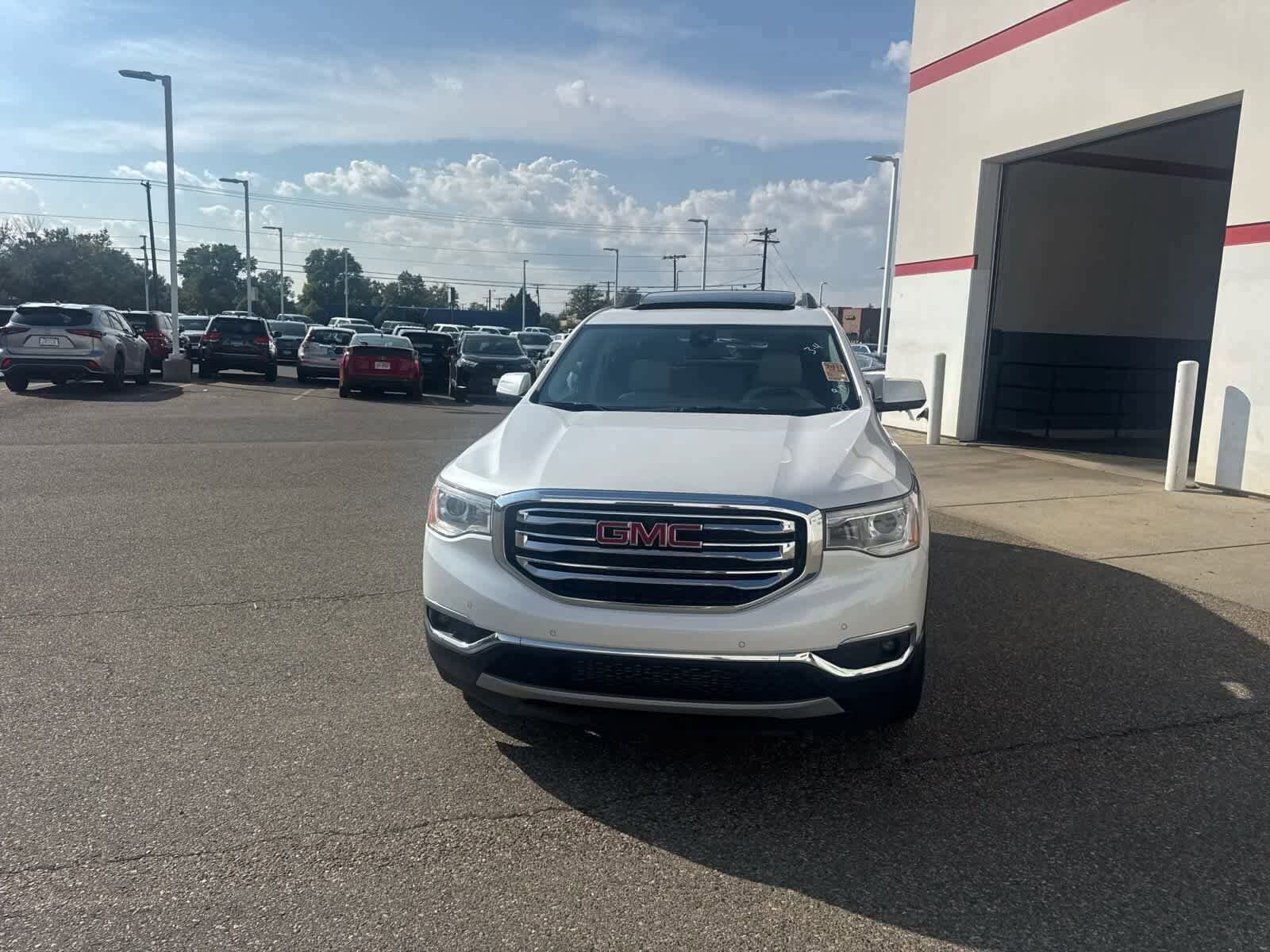 Thumbnail: 2017 GMC Acadia - 29