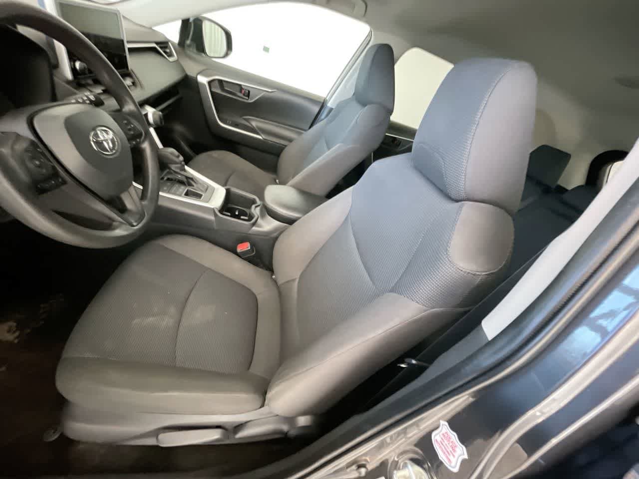 Thumbnail: 2024 Toyota RAV4 - 11