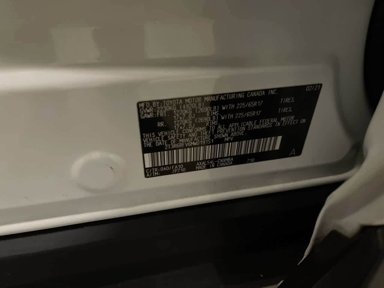 Thumbnail: 2021 Toyota RAV4 - 28