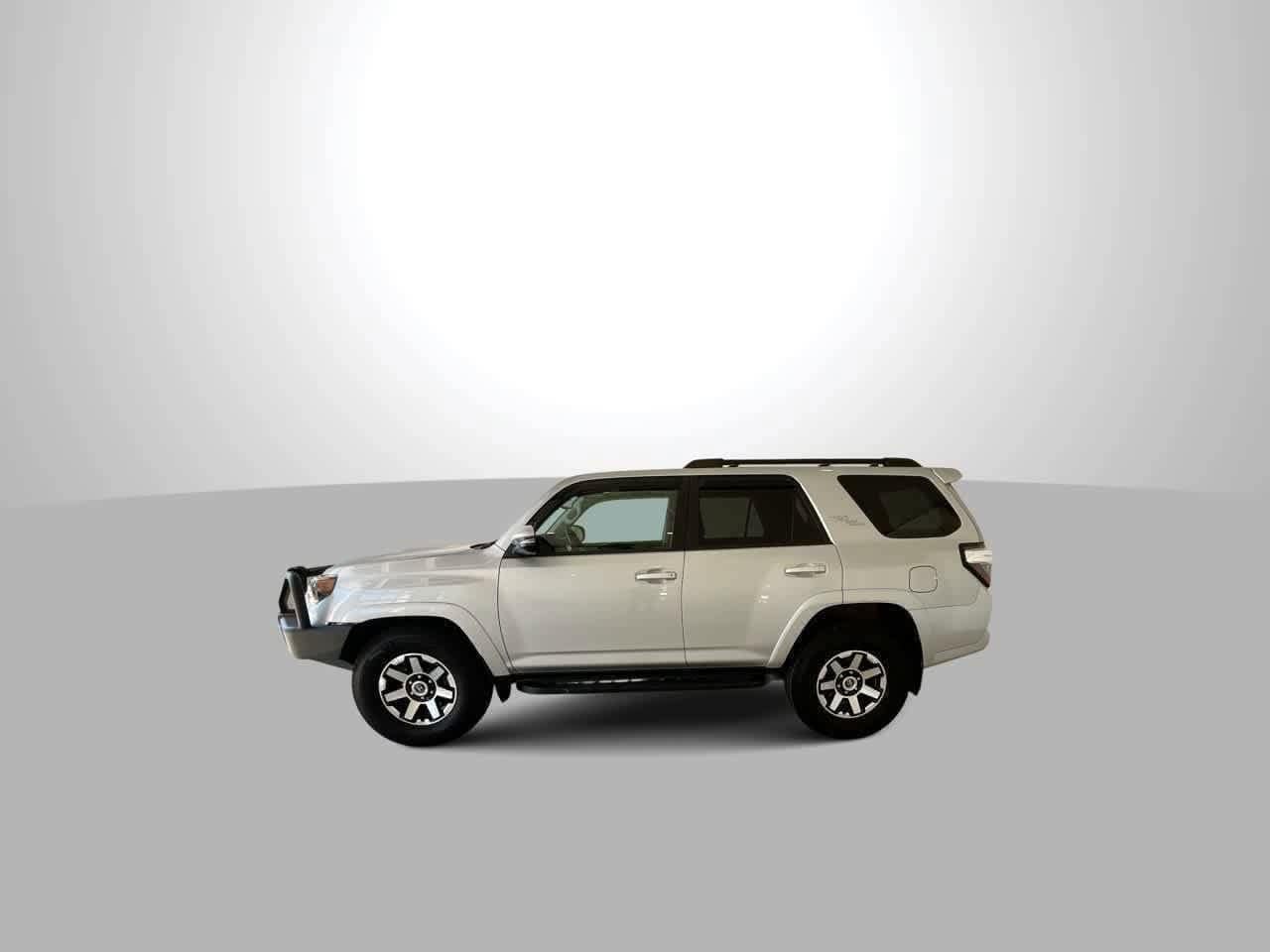 Thumbnail: 2020 Toyota 4Runner - 5