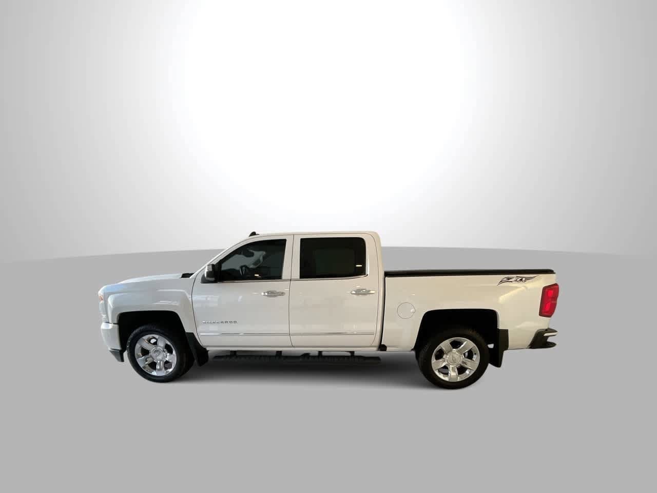 Thumbnail: 2018 Chevrolet Silverado 1500 - 5