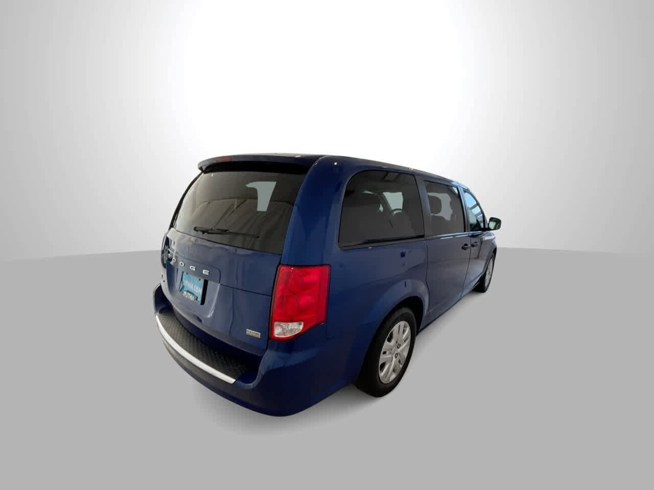Thumbnail: 2019 Dodge Grand Caravan - 8