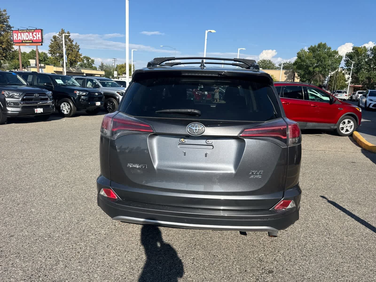 Thumbnail: 2018 Toyota RAV4 - 22