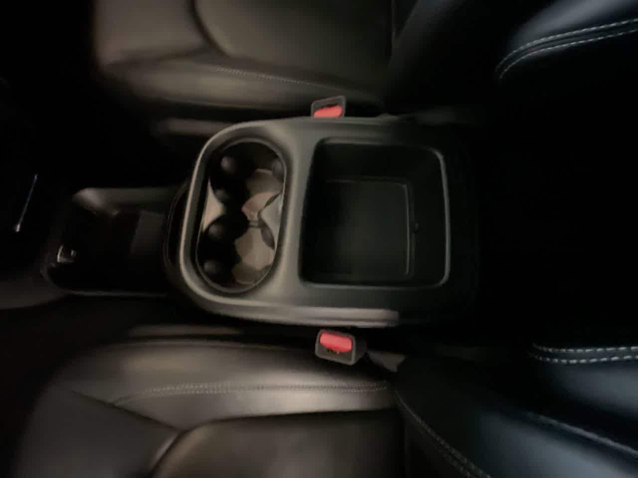 Thumbnail: 2025 Chrysler Pacifica - 20