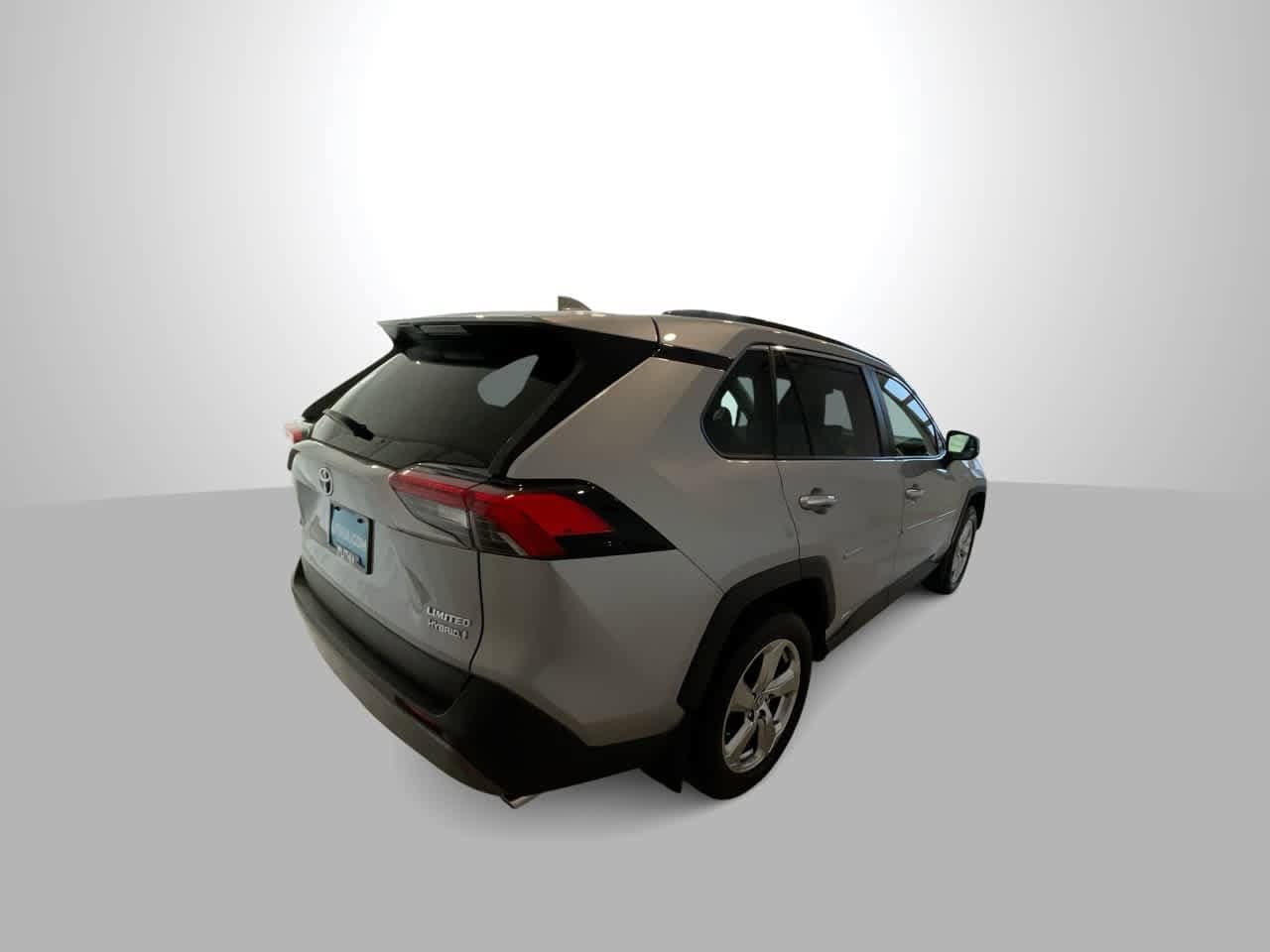 Thumbnail: 2020 Toyota RAV4 - 8