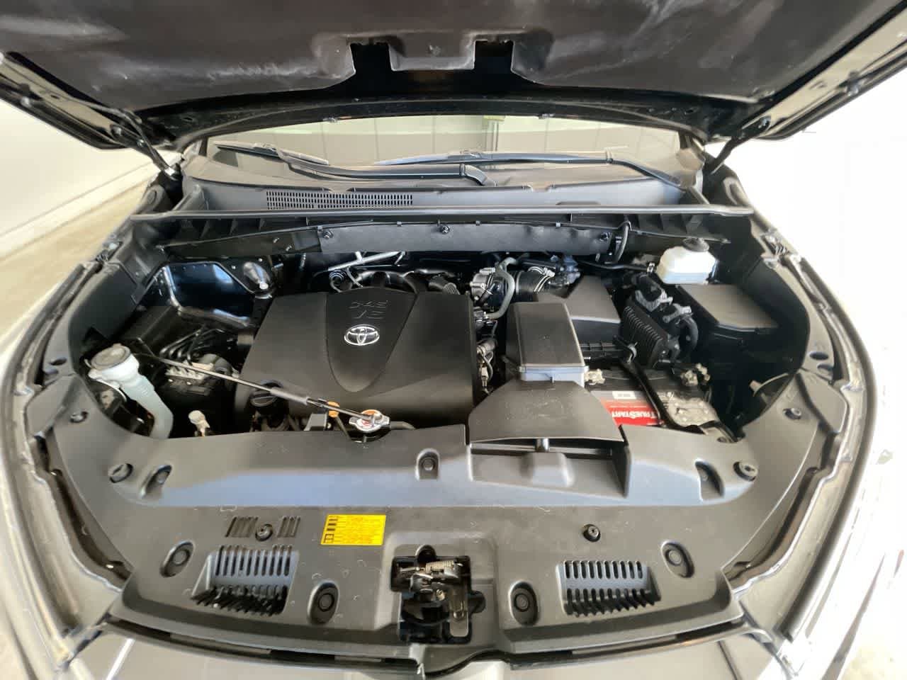 Thumbnail: 2019 Toyota Highlander - 27