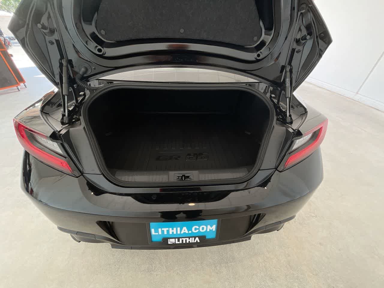 Thumbnail: 2025 Toyota GR86 - 22