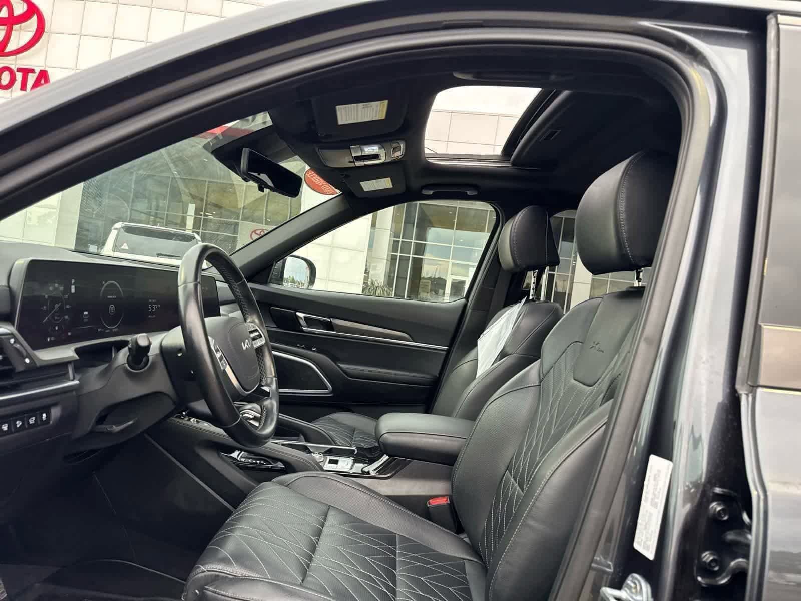Thumbnail: 2023 Kia Telluride - 41