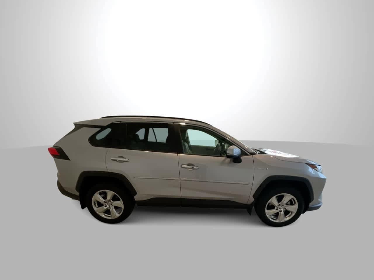 Thumbnail: 2020 Toyota RAV4 - 9