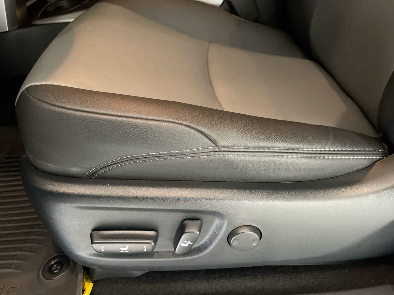 Thumbnail: 2024 Toyota 4Runner - 12