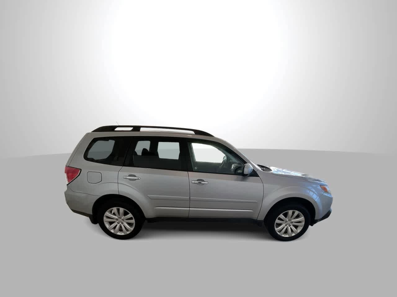 Thumbnail: 2013 Subaru Forester - 9