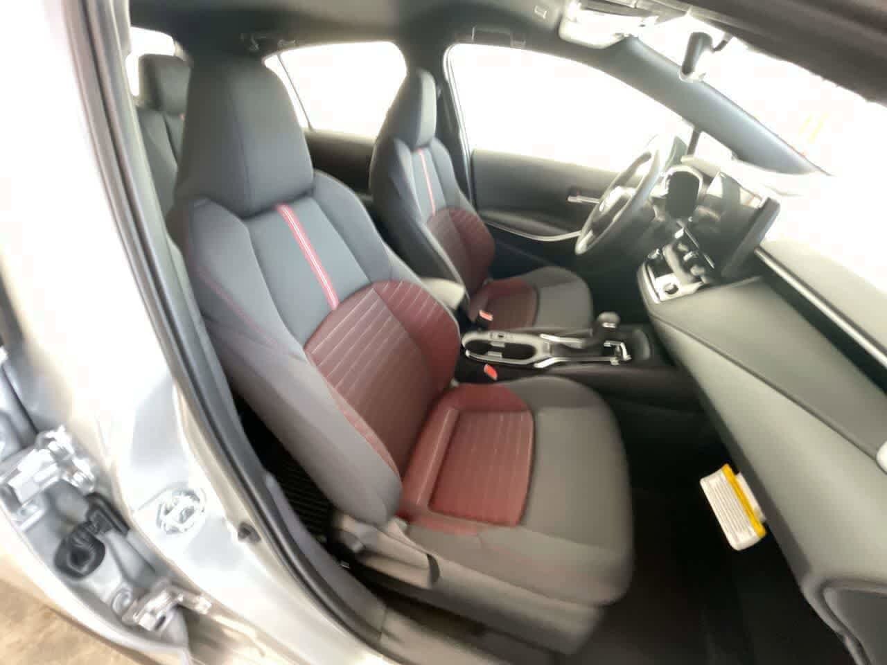 Thumbnail: 2025 Toyota Corolla - 28