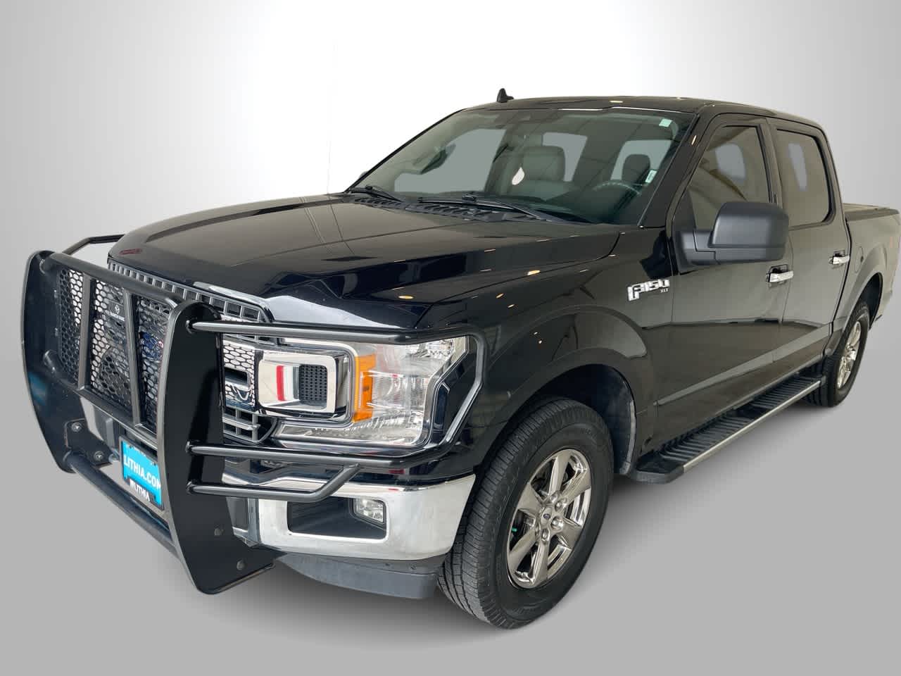 2020 Ford F-150 XLT 4x4 SuperCrew 145 in's photo
