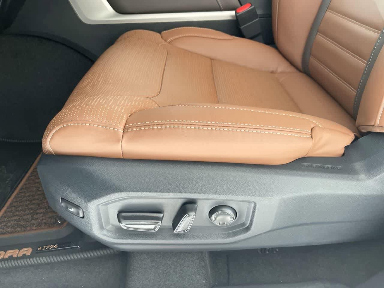 2026 Toyota Tundra 1794 Edition - Photo 12