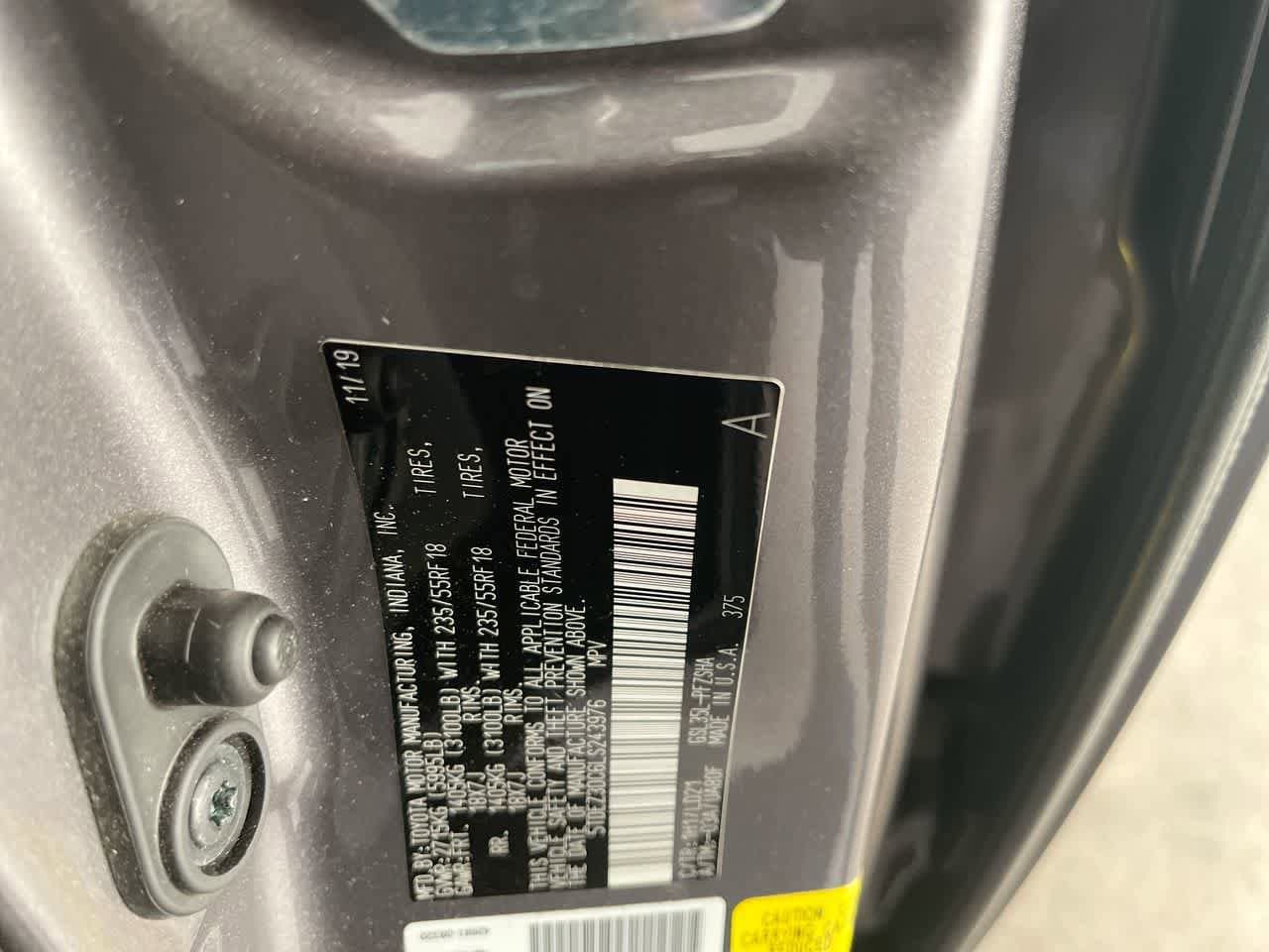 Thumbnail: 2020 Toyota Sienna - 29