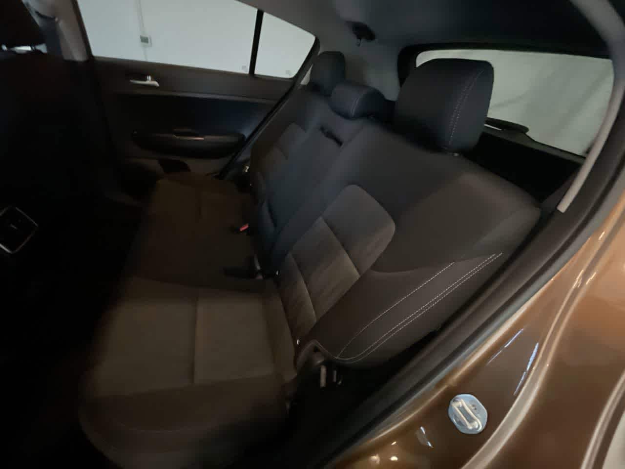 Thumbnail: 2017 Kia Sportage - 21