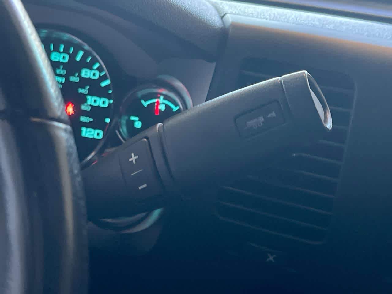 Thumbnail: 2011 Chevrolet Silverado 2500 - 19