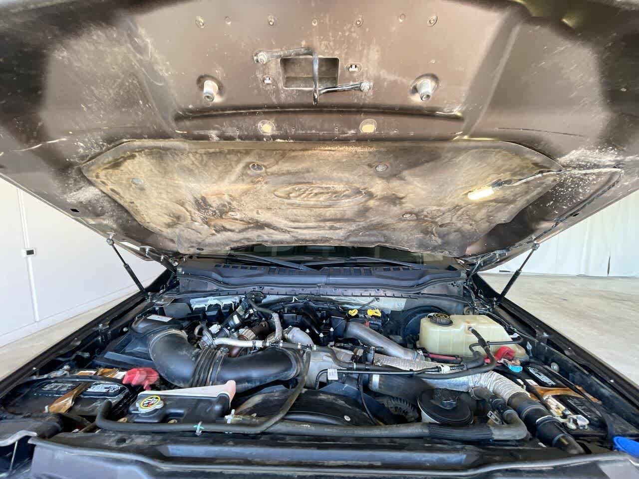 Thumbnail: 2018 Ford Econoline - 25