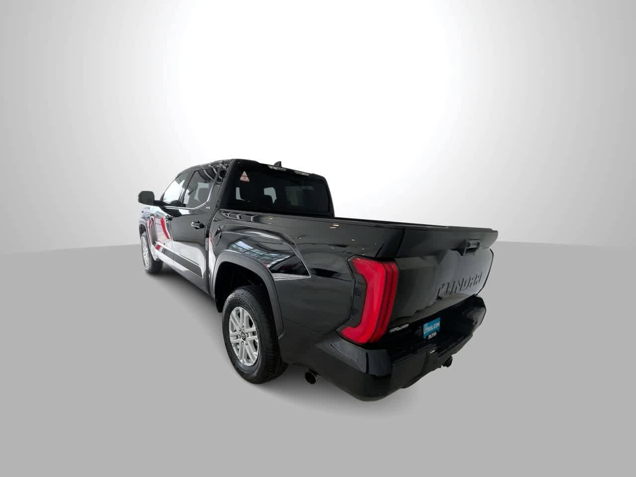 2026 Toyota Tundra SR5 - Photo 6