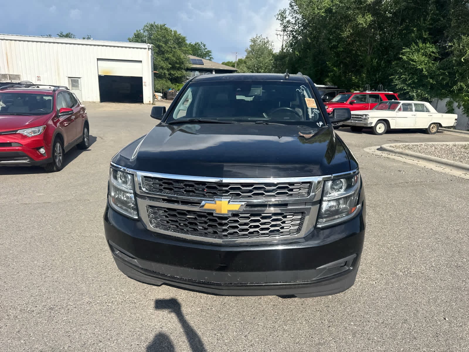 Thumbnail: 2018 Chevrolet Suburban - 4