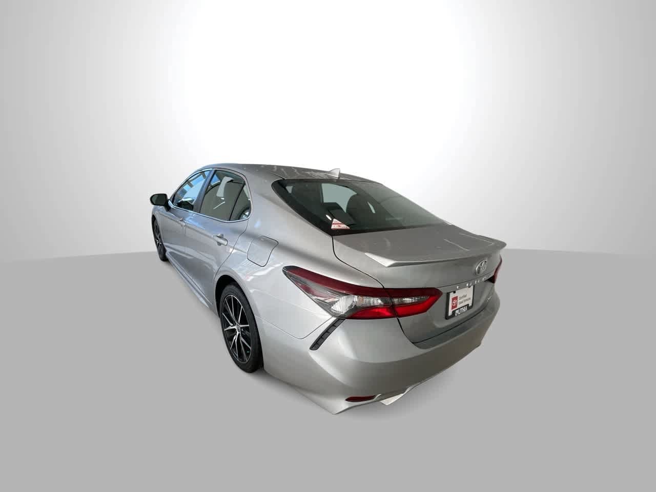 Thumbnail: 2023 Toyota Camry - 6