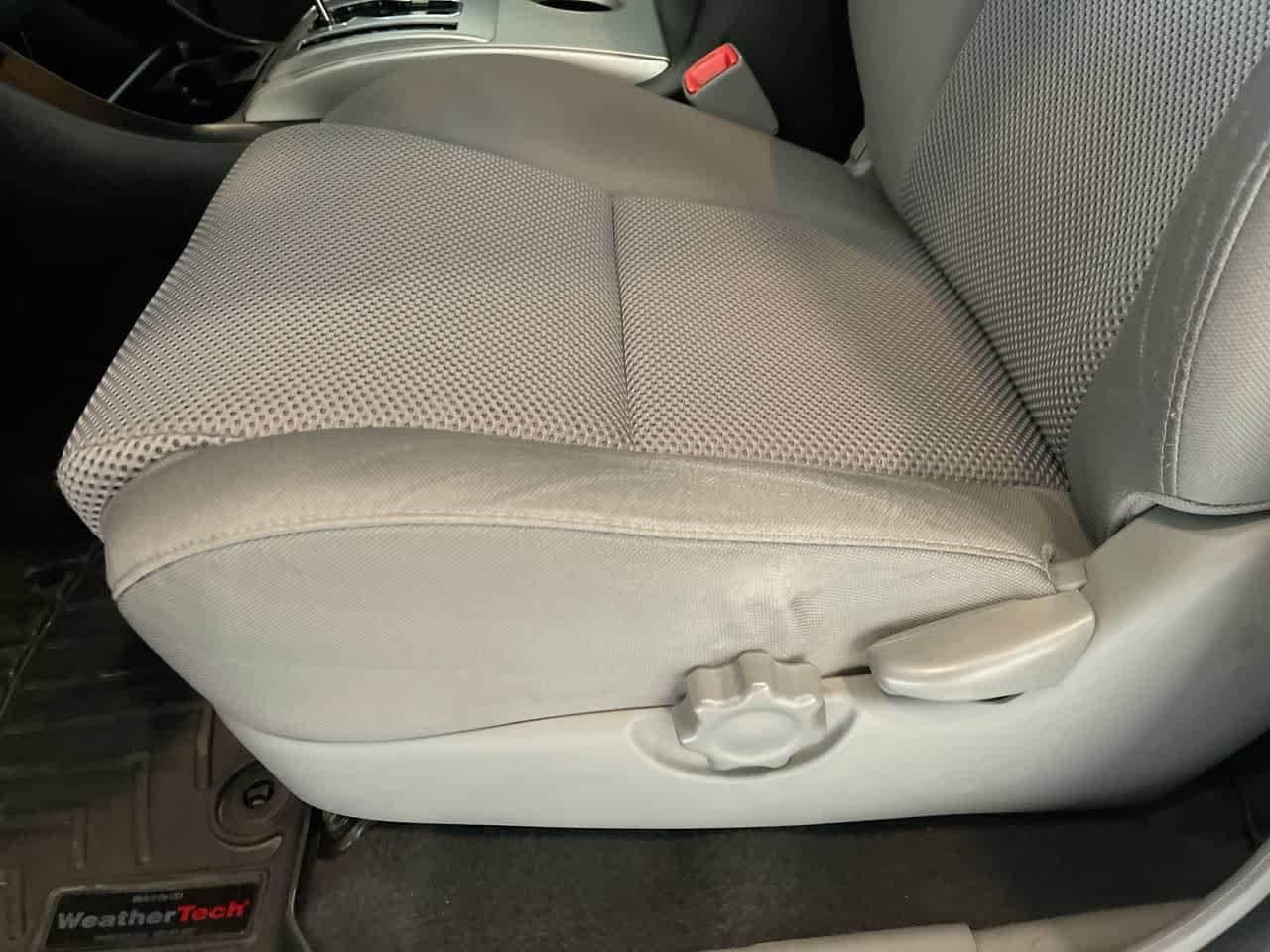 Thumbnail: 2014 Toyota Tacoma - 12