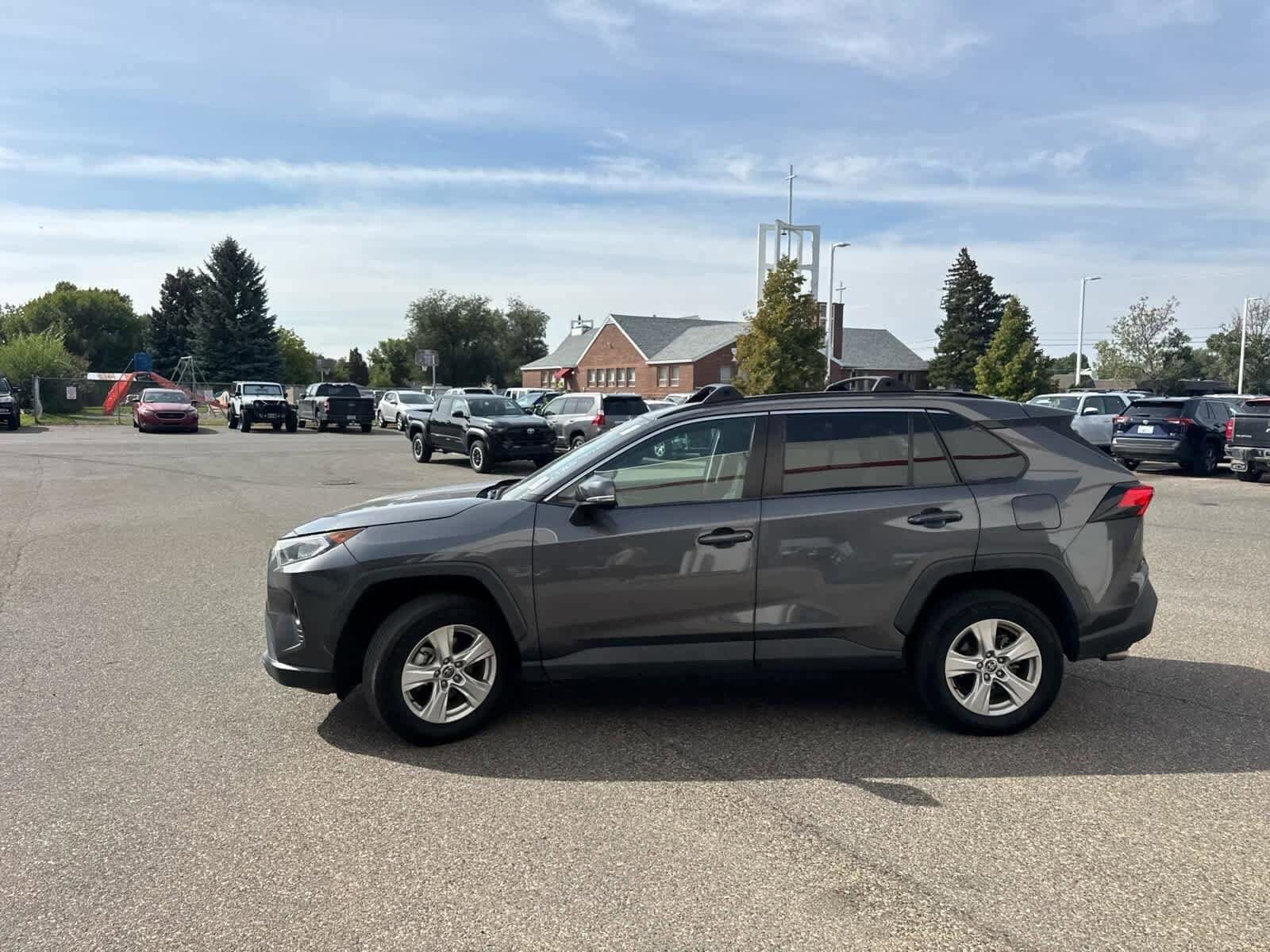 Thumbnail: 2021 Toyota RAV4 - 34