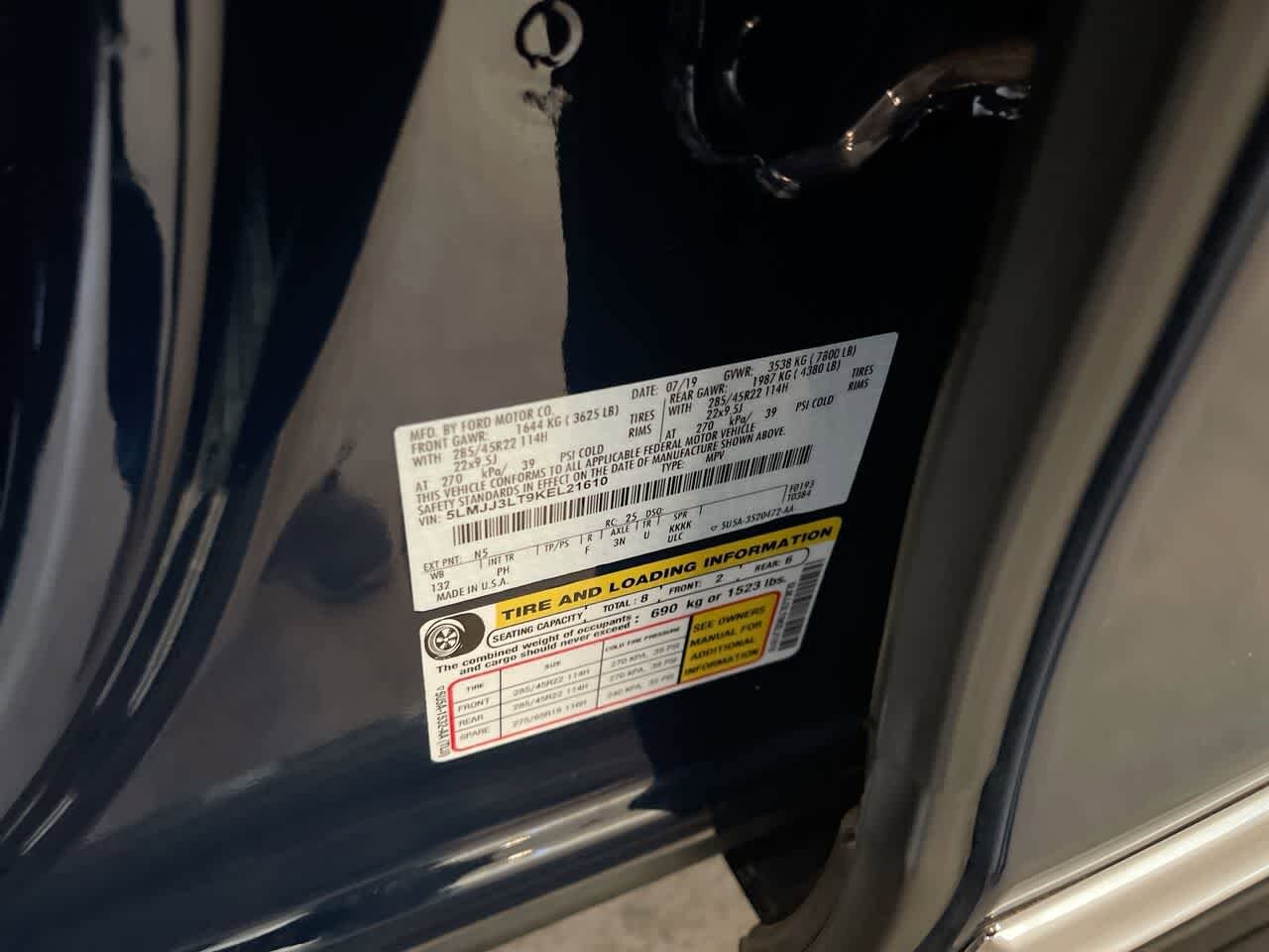 Thumbnail: 2019 Lincoln Navigator L - 29