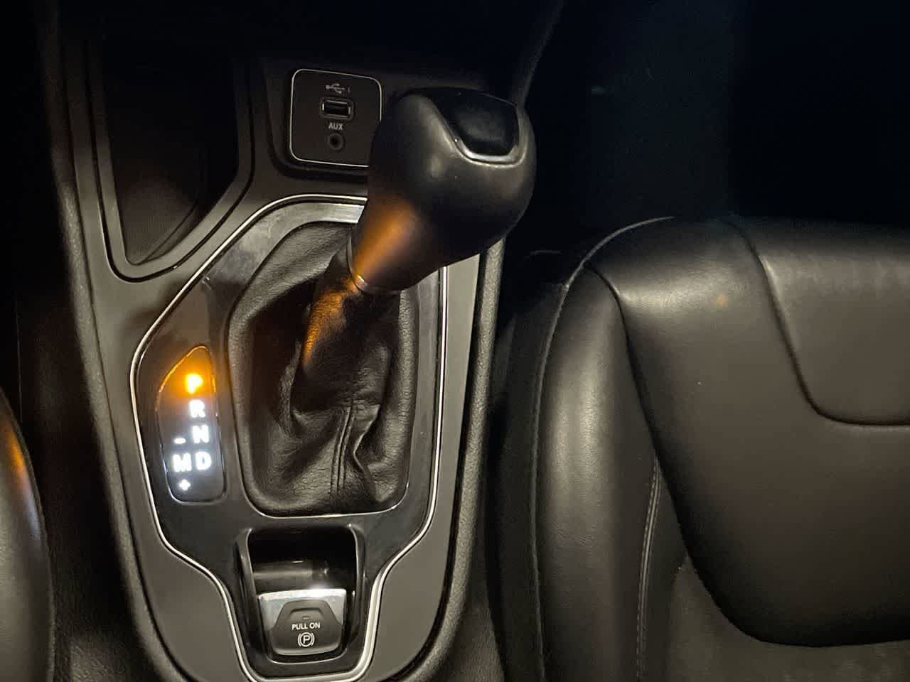 Thumbnail: 2019 Jeep Cherokee - 20