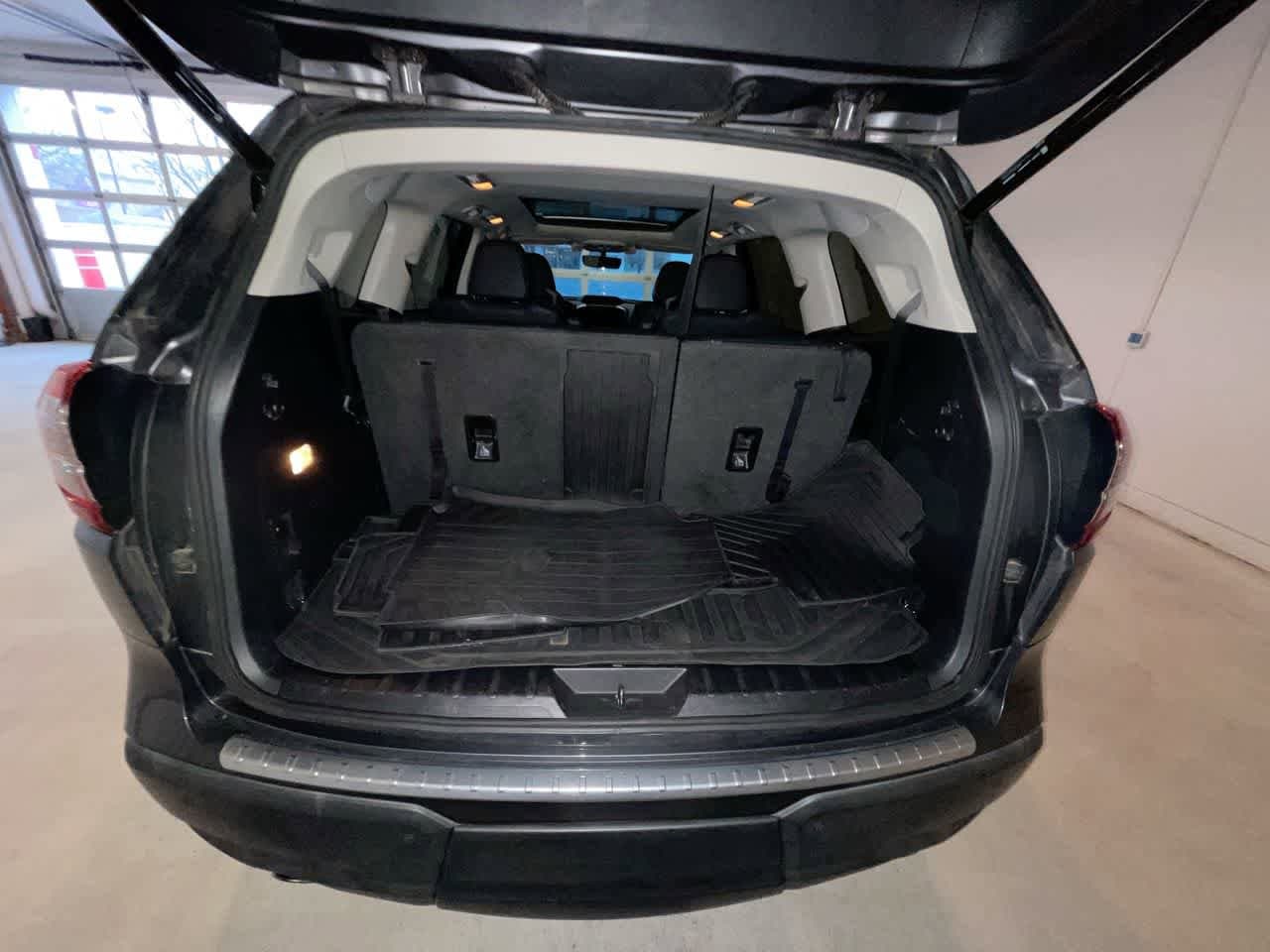 Thumbnail: 2020 Subaru Ascent - 25