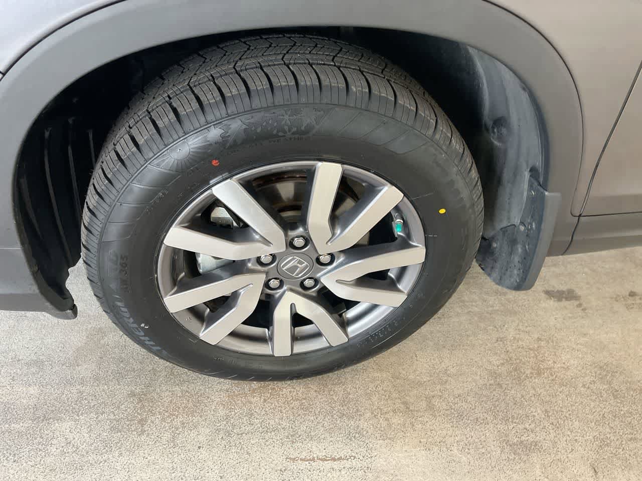 Thumbnail: 2020 Honda Pilot - 10