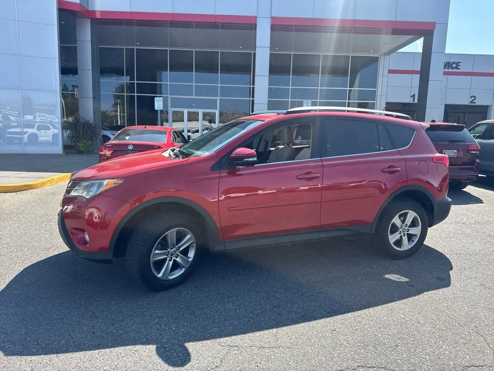 Thumbnail: 2015 Toyota RAV4 - 4