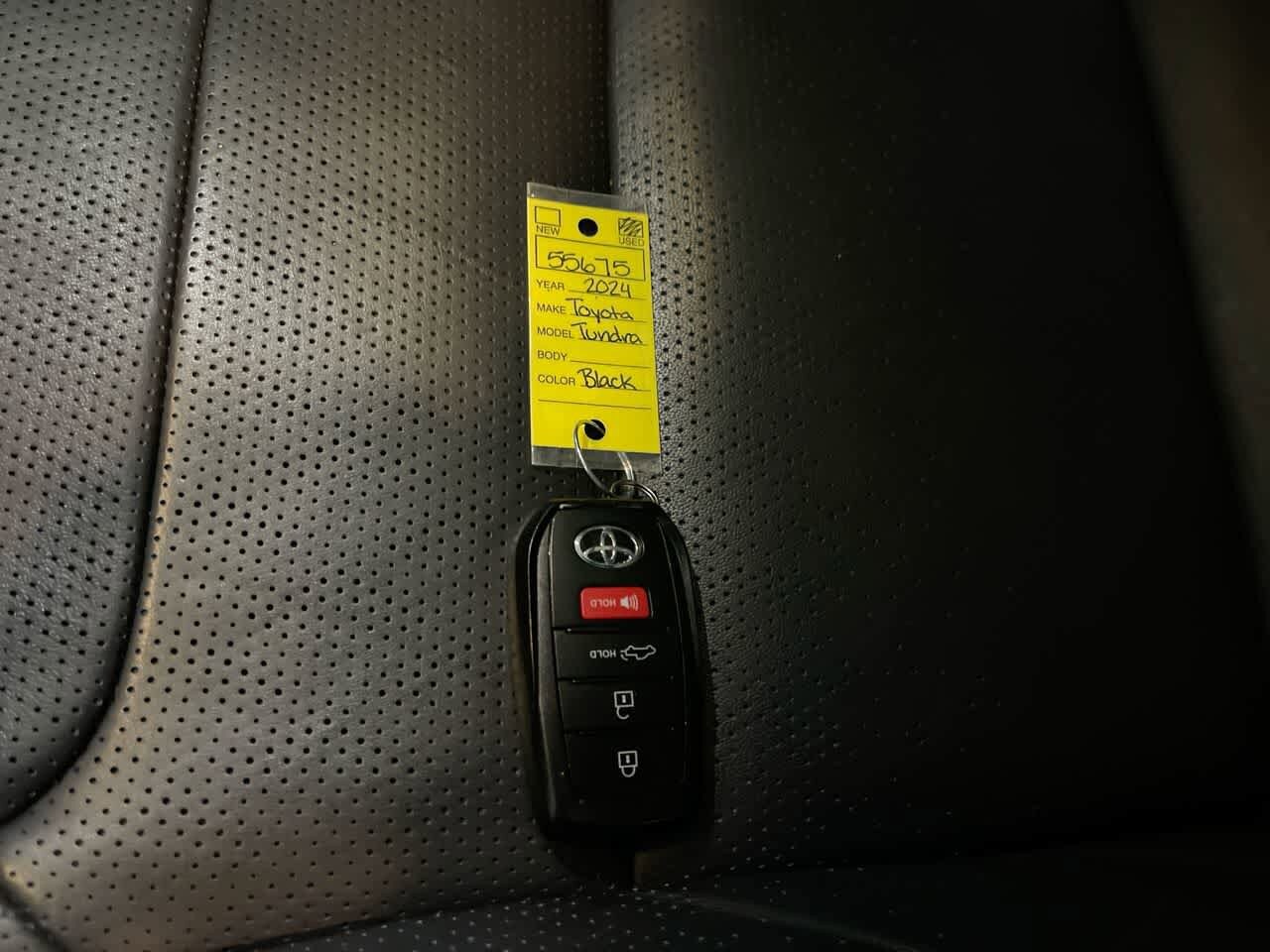 Thumbnail: 2024 Toyota Tundra - 27