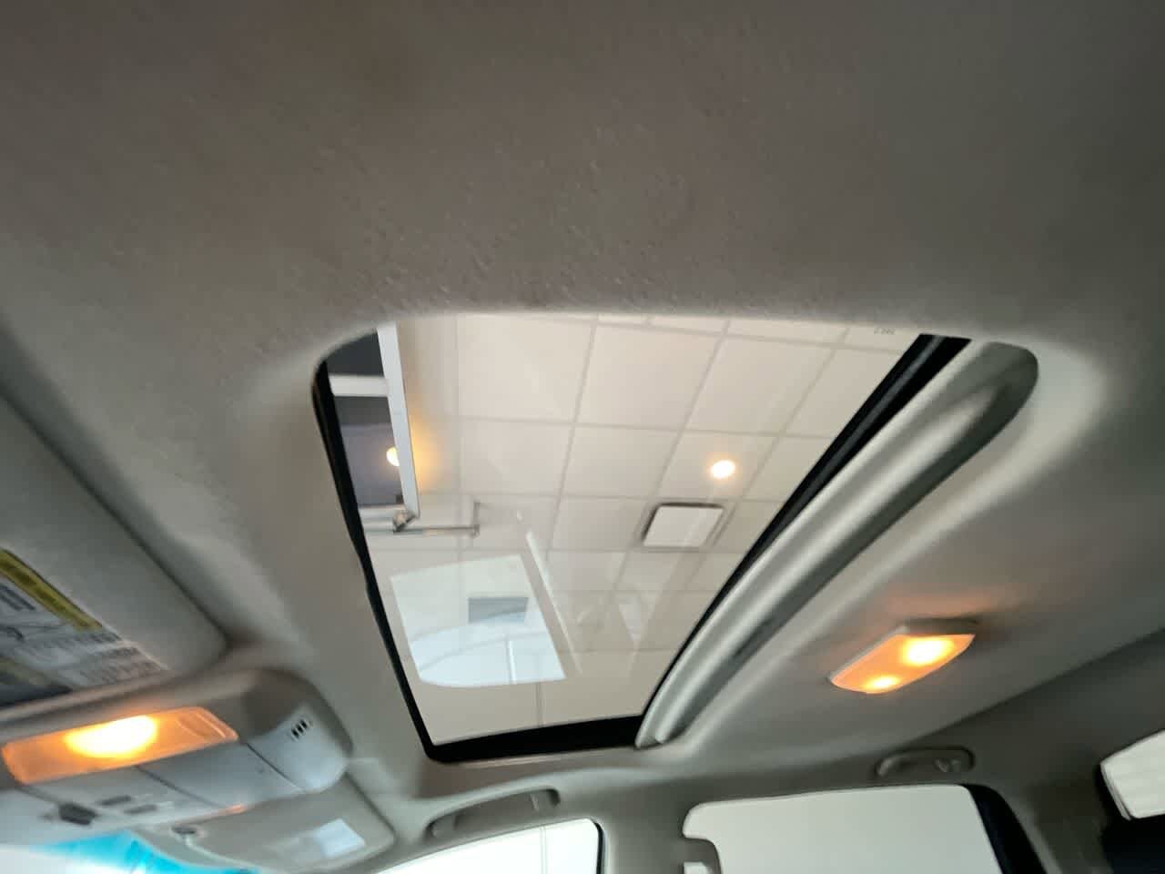 Thumbnail: 2013 Toyota Tundra - 21