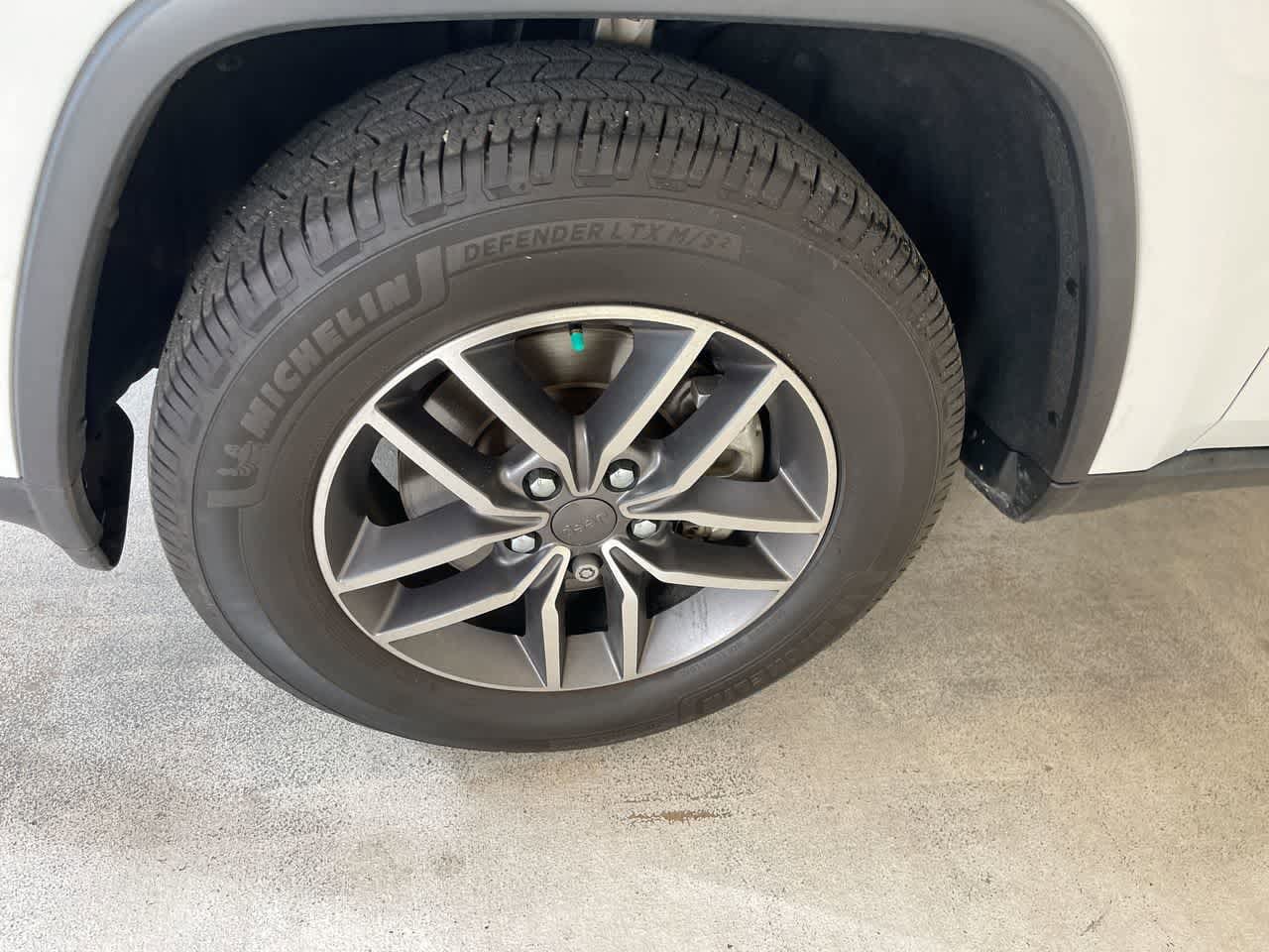 Thumbnail: 2021 Jeep Grand Cherokee - 10