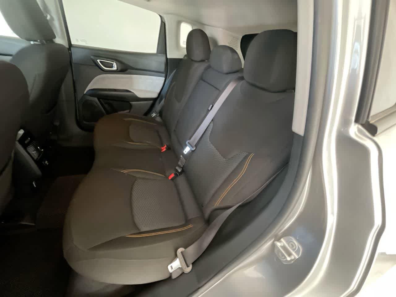 Thumbnail: 2022 Jeep Compass - 21