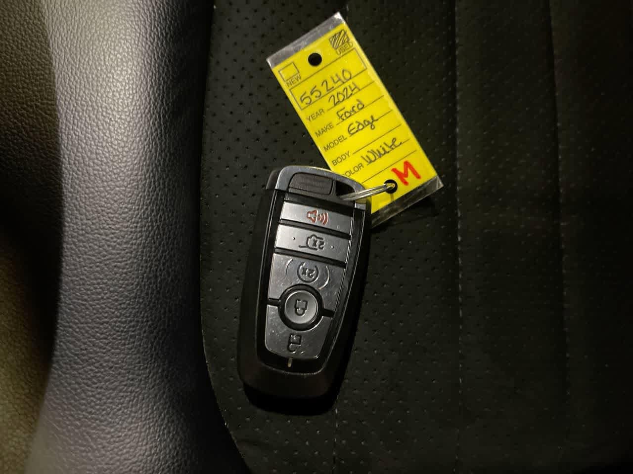 Thumbnail: 2024 Ford Edge - 25