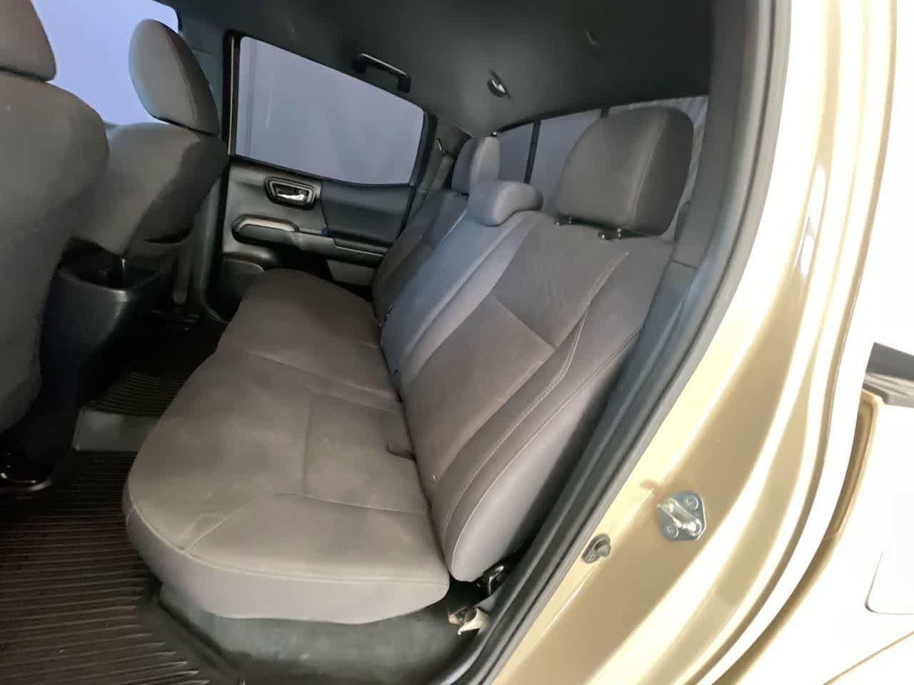 Thumbnail: 2017 Toyota Tacoma - 22